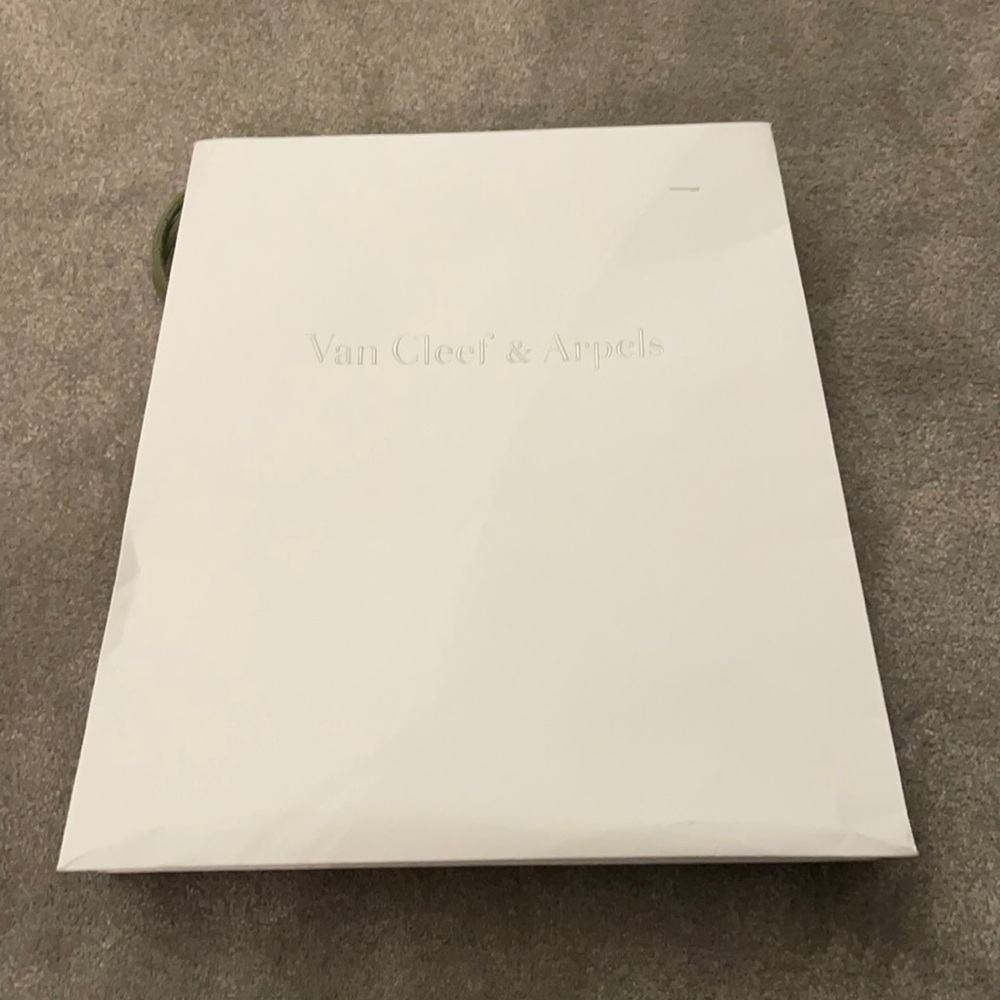 Original Van Cleef & Arpels jewelry bag.